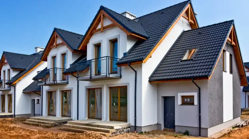 New single-family rental construction reflecting Dallas rental market trends toward suburban build-to-rent communities